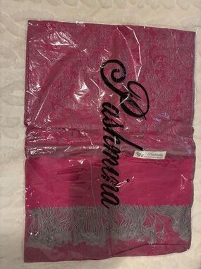 pashmina Two-Tone Pink With Gray Fringe Wrap